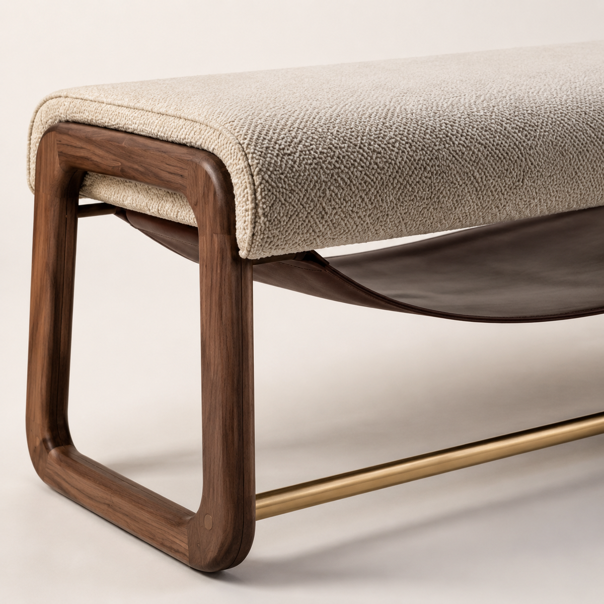 Hemloop Roll-Edge Dressing Bench